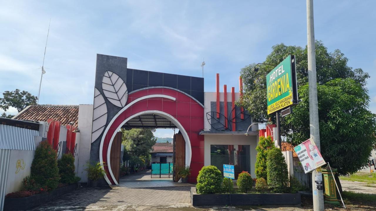 OYO 90831 Hotel Gardenia Prambanan Solo Buitenkant foto